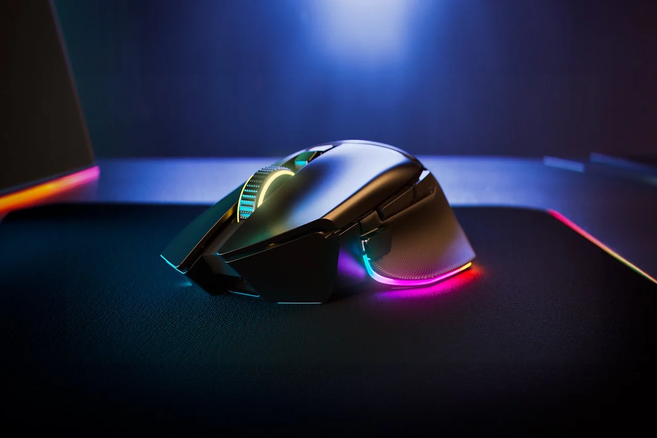 صورة المنتج الرسمية لماوس Razer Basilisk V3 Pro 35K