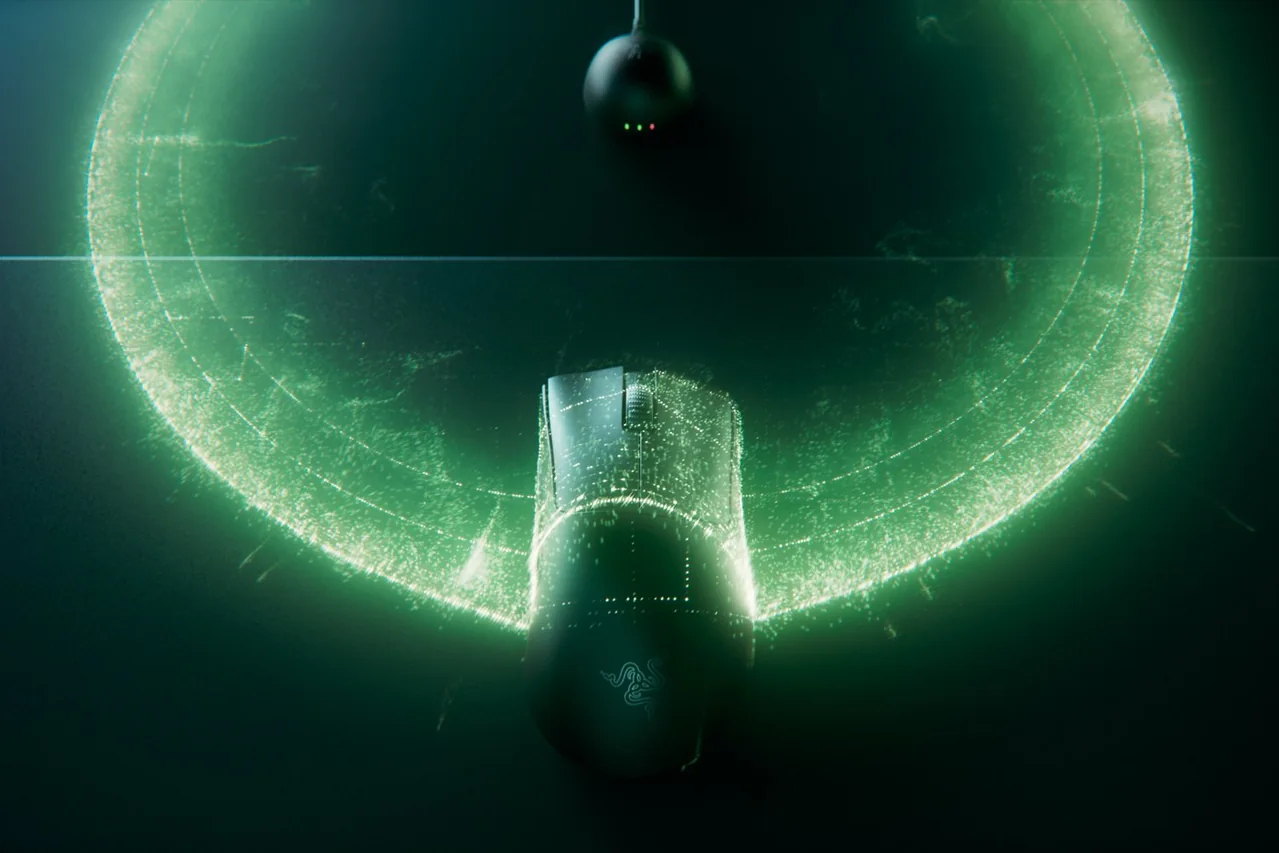 صورة المنتج الرسمية لماوس Razer DeathAdder V4 Pro